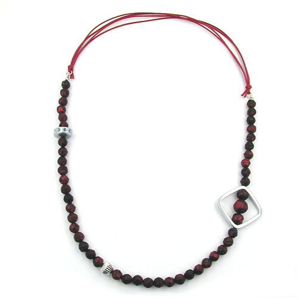 Kette 8mm Kunststoffperlen rot-schwarz silberfarbig Kordel rot 90cm