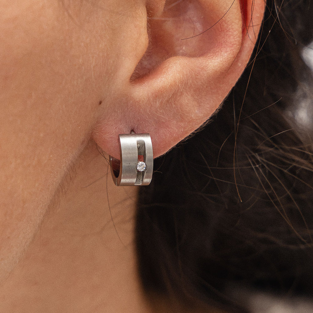 Ohrringe Edelstahl mit weißem Zirkonia 13mm Durchmesser