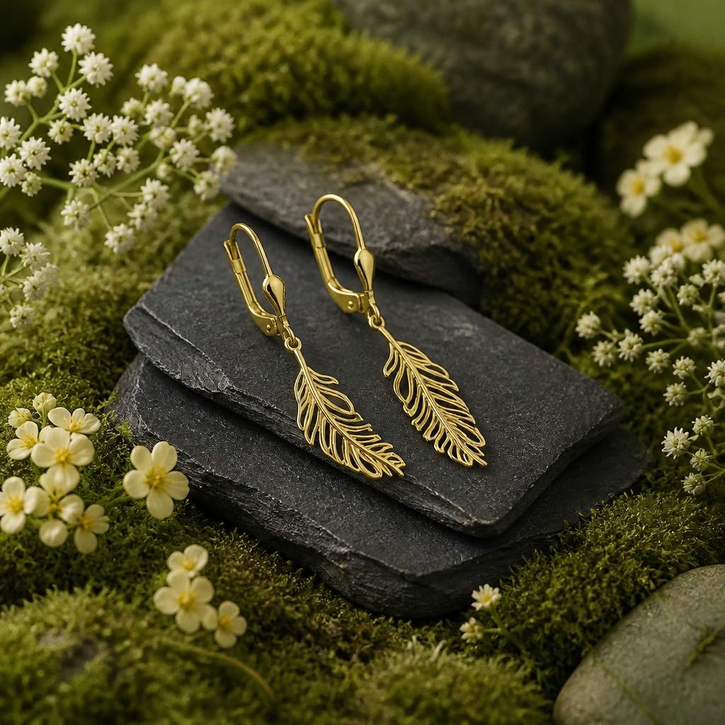 Ohrhaenger-375-Gelbgold-glanz-filigranes-Blattmotiv