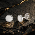 Runde Ohrstecker aus rhodiniertem 925 Sterling Silber mit matter Oberfläche und poliertem Rand