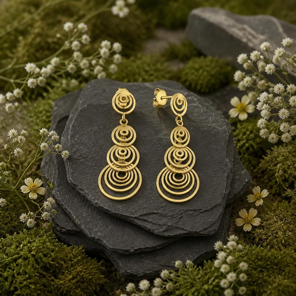 Vergoldete Ohrhänger aus 925 Sterling Silber mit mehreren offenen Kreiselementen in abgestuftem Design